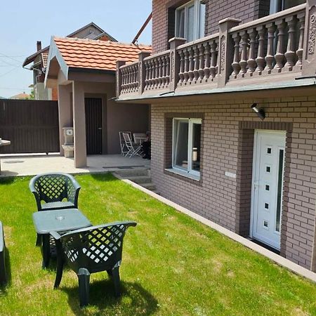 Garden Apartmani ياغودينا المظهر الخارجي الصورة