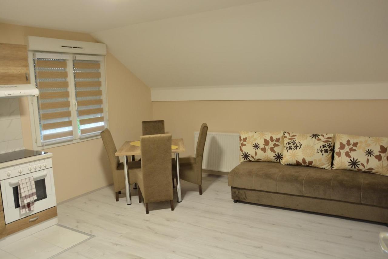 Garden Apartmani ياغودينا المظهر الخارجي الصورة
