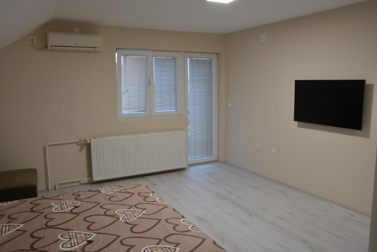 Garden Apartmani ياغودينا المظهر الخارجي الصورة