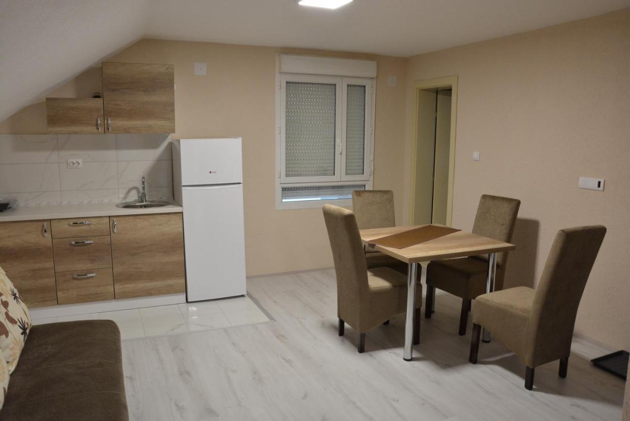Garden Apartmani ياغودينا المظهر الخارجي الصورة