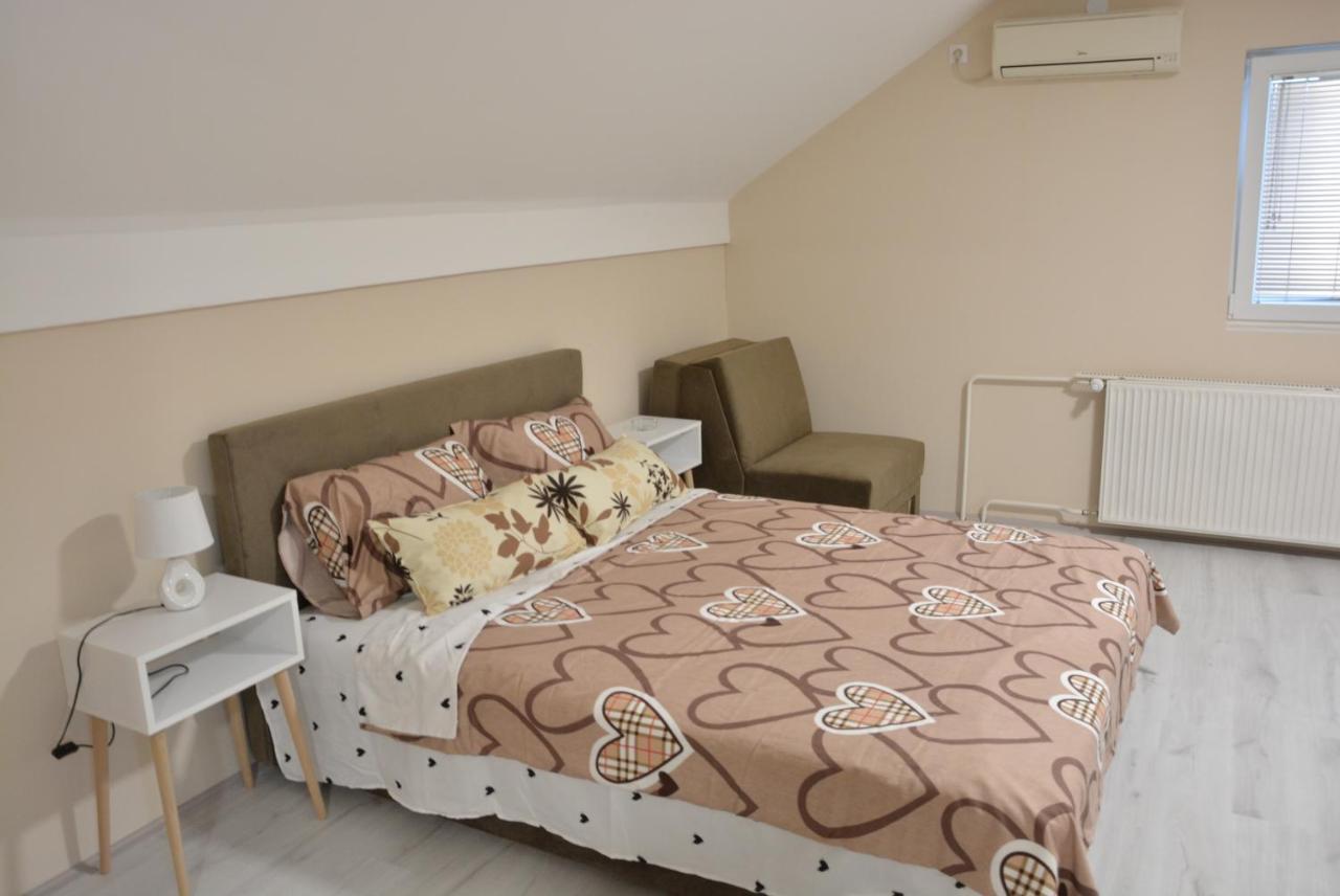 Garden Apartmani ياغودينا المظهر الخارجي الصورة